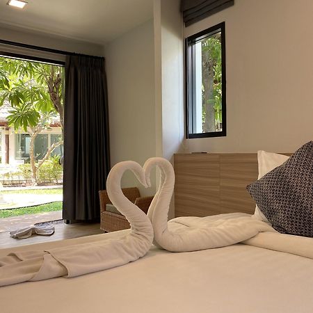 Chez Nous Boutique Resort Haad Chao Samran Zewnętrze zdjęcie