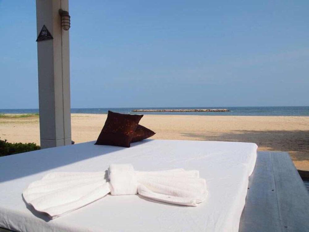 Chez Nous Boutique Resort Haad Chao Samran Zewnętrze zdjęcie
