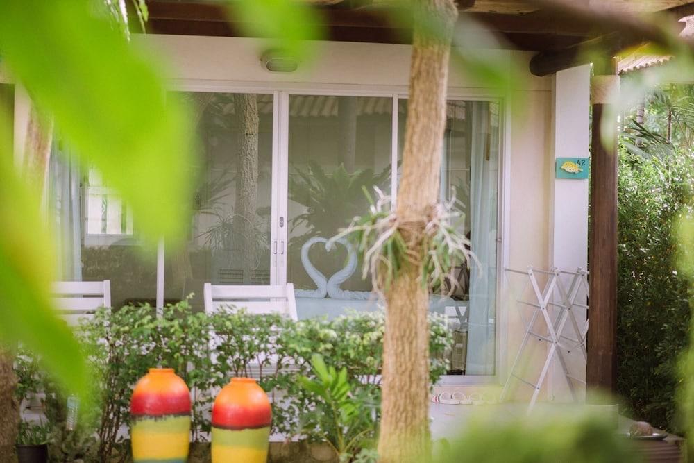 Chez Nous Boutique Resort Haad Chao Samran Zewnętrze zdjęcie