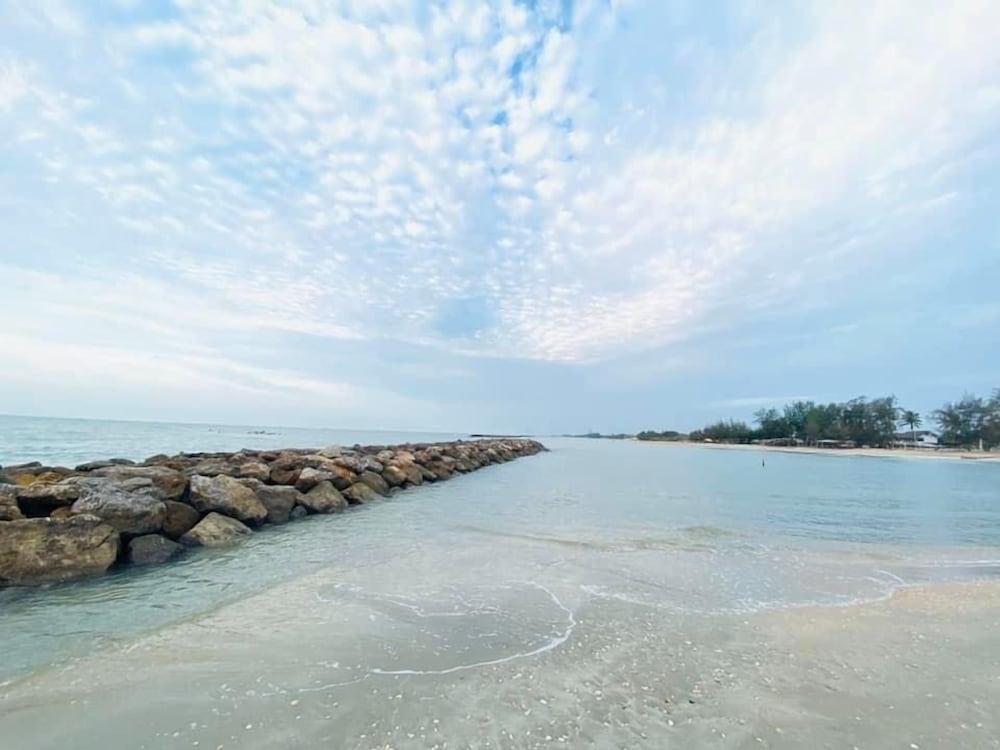 Chez Nous Boutique Resort Haad Chao Samran Zewnętrze zdjęcie