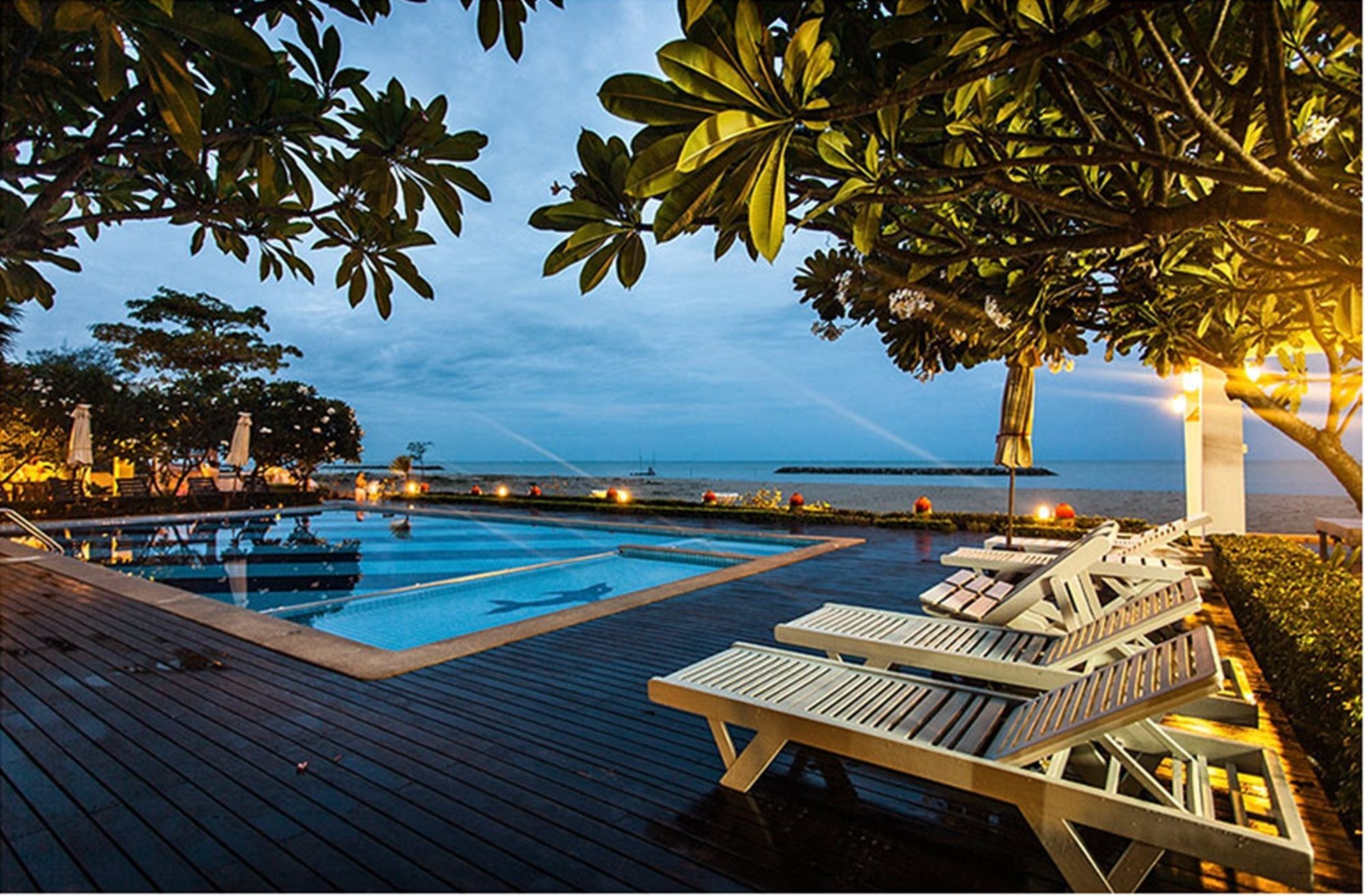 Chez Nous Boutique Resort Haad Chao Samran Zewnętrze zdjęcie